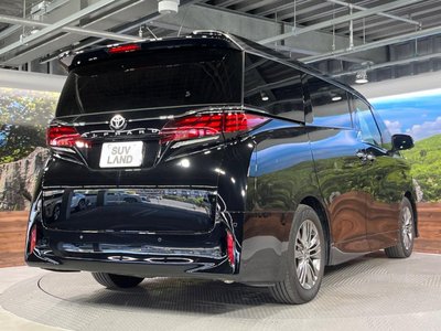 2024 Toyota ALPHARD — миниатюра 17