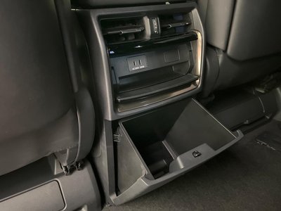 2024 Toyota ALPHARD — миниатюра 32