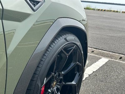 2026 Lamborghini URUS 缩略图 16
