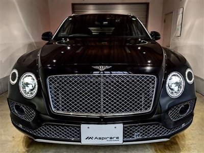 BENTLEY BENTAYGA - 3