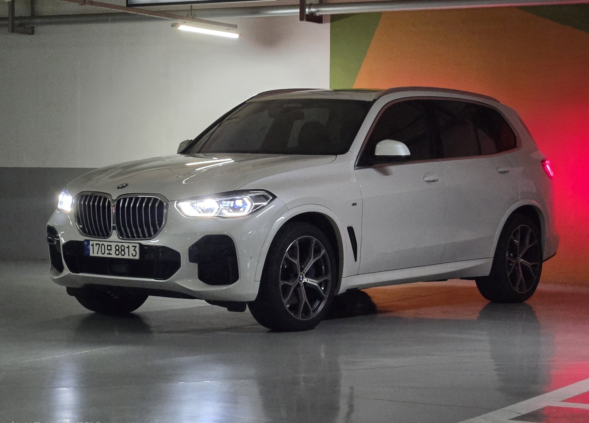 BMW X5 - View 1