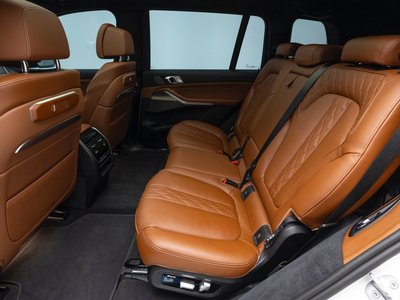 2025 BMW X7 — миниатюра 13