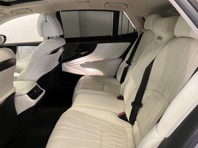 2021 Lexus LS thumbnail 30