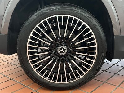 MERCEDES-BENZ EQA - 9