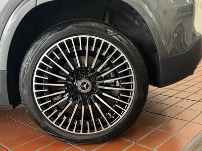 MERCEDES-BENZ EQA - 5