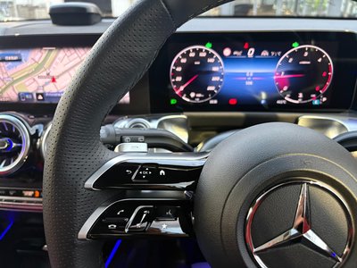2026 Mercedes-BENZ GLB — миниатюра 23