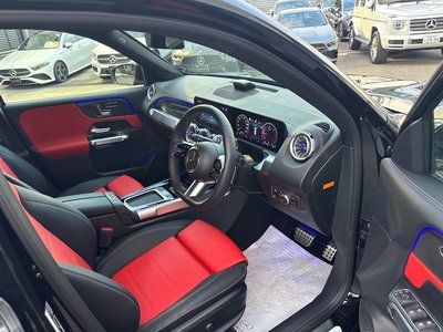 2026 Mercedes-BENZ GLB — миниатюра 17