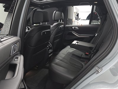 2025 BMW X5 thumbnail 17