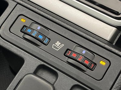 TOYOTA LAND CRUISER PRADO - 7