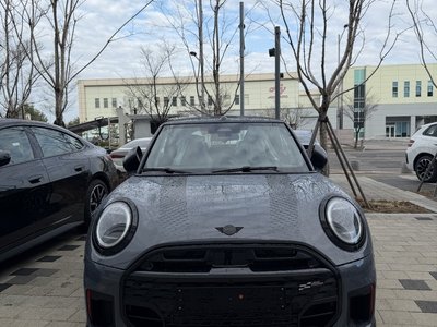 MINI CONVERTIBLE - 7