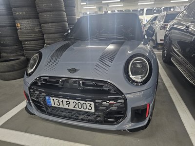 MINI CONVERTIBLE - 1