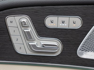 MERCEDES-BENZ GLS - 9