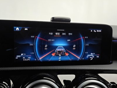 2025 Mercedes-BENZ A-CLASS thumbnail 31