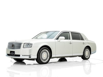 TOYOTA CENTURY - 3