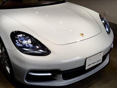 PORSCHE PANAMERA - 5