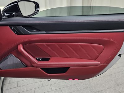 2022 Porsche 911 — миниатюра 15