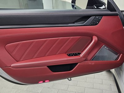 2022 Porsche 911 — миниатюра 14