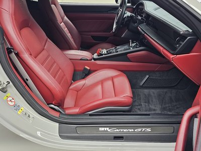 2022 Porsche 911 — миниатюра 16