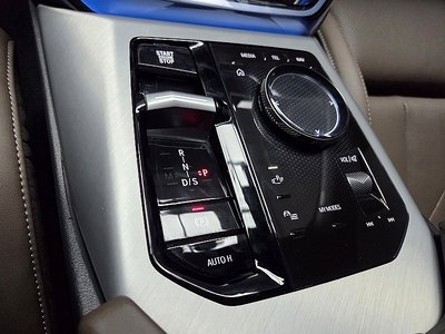 صورة 9 لـ 2025 BMW X3