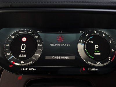 2025 LAND Rover RANGE ROVER SPORT — миниатюра 16