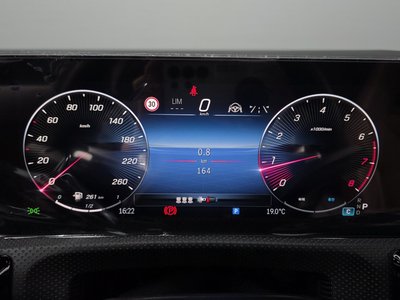 MERCEDES-BENZ CLA - 8