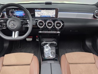 MERCEDES-BENZ CLA - 5