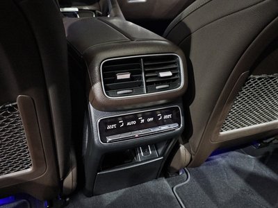 2022 Mercedes-BENZ GLE thumbnail 35