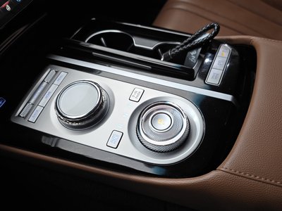 GENESIS G80 (RG3) - 9
