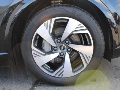 AUDI Q6 E-TRON - 7