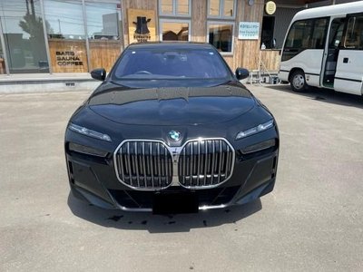 BMW 7 SERIES - 2