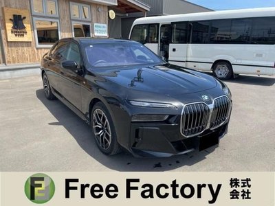BMW 7 SERIES - 1