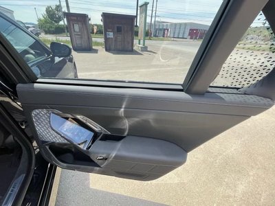صورة مصغرة 18 لـ 2023 BMW 7 SERIES