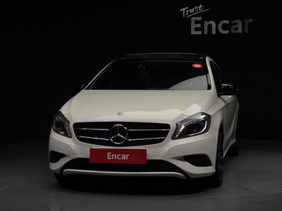 MERCEDES-BENZ A-CLASS - 2