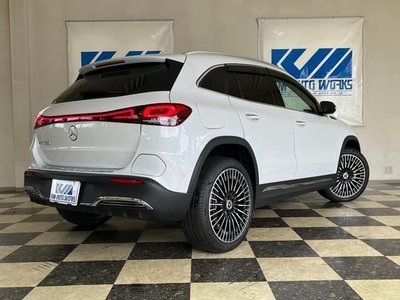 MERCEDES-BENZ EQA - 3