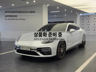 PORSCHE PANAMERA - 1