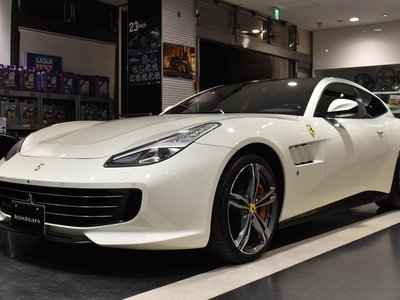 FERRARI GTC4 LUSSO