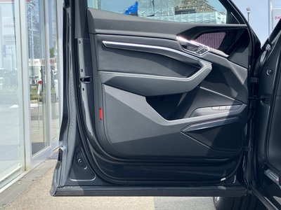 صورة مصغرة 281 لـ 2024 AUDI SQ8 SPORTBACK E-TRON