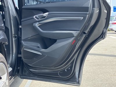 صورة مصغرة 277 لـ 2024 AUDI SQ8 SPORTBACK E-TRON