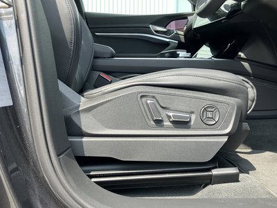 صورة مصغرة 216 لـ 2024 AUDI SQ8 SPORTBACK E-TRON
