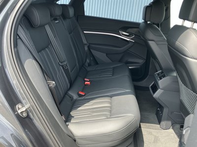 صورة مصغرة 260 لـ 2024 AUDI SQ8 SPORTBACK E-TRON