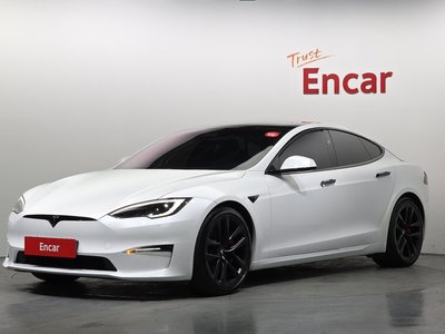 TESLA MODEL S - 1