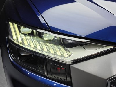 AUDI Q8 - 9