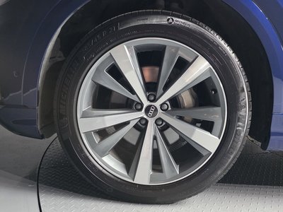 AUDI Q8 - 6