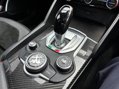 2018 ALFA Romeo JULIA thumbnail 15