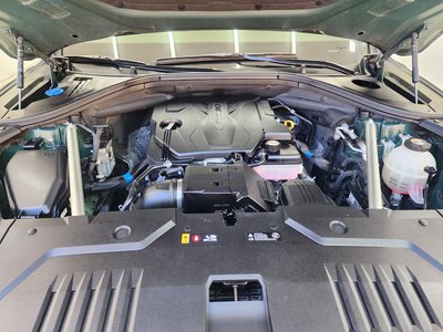 صورة 7 لـ 2021 Genesis GV70