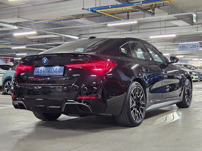 BMW I4 - 4