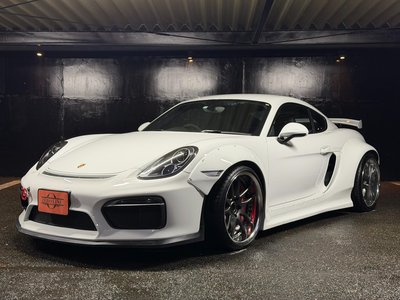 PORSCHE CAYMAN - 1