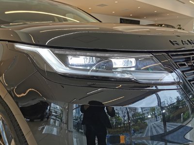 LAND ROVER RANGE ROVER VELAR - 8