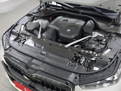 BMW 5 SERIES - 7