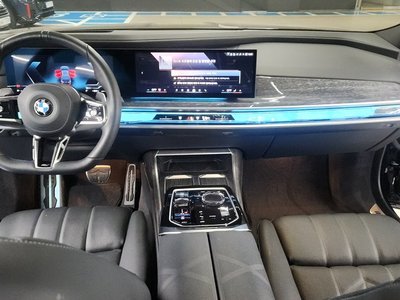 BMW 7 SERIES - 4